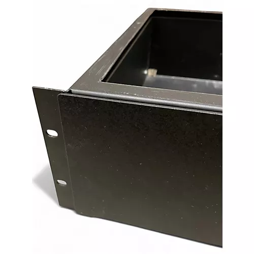 Used Miscellaneous 3 SPACE Rackmount Shelve - musicians--Friend