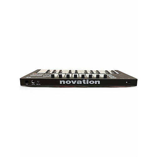 Used Novation Launchkey Mini MIDI Controller - musicians--Friend