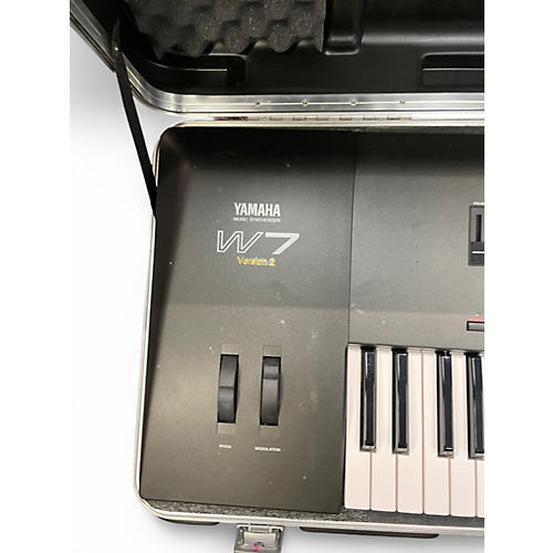Used Yamaha W7 Keyboard Workstation - musicians--Friend