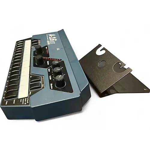 Used Aviom a16ii Unpowered Mixer - musicians--Friend