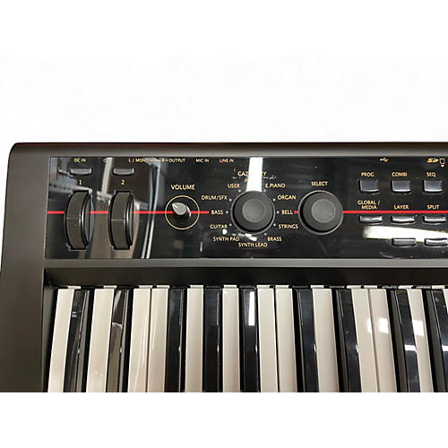 Used KORG Kross 61 Key Keyboard Workstation - musicians--Friend