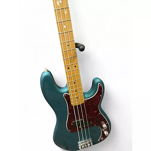 Used Fender Player Precision Bass Emerald Green Electric Bass Guitar Emerald Green - musicians--Friend