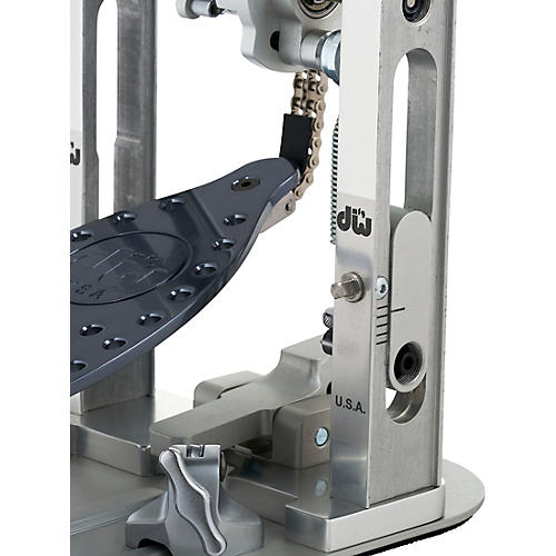 DW MFG Series XF Machined Chain Drive Double Bass Drum Pedal - musicians--Friend