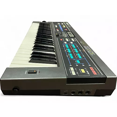 Used Casio CZ-1000 Synthesizer - musicians--Friend