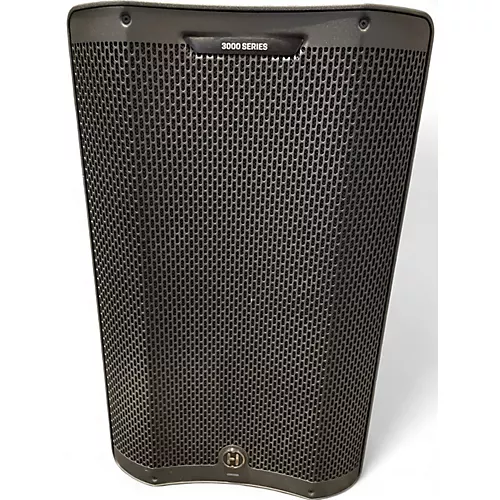 Used Harbinger VARI 3415 Powered Speaker - musicians--Friend
