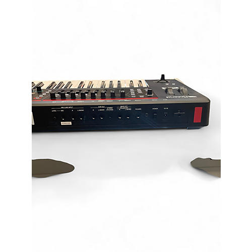 Used Roland Fantom 06 Keyboard Workstation - musicians--Friend