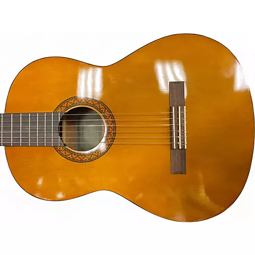 Used Yamaha C40 Natural Classical Acoustic Guitar Natural - musicians--Friend