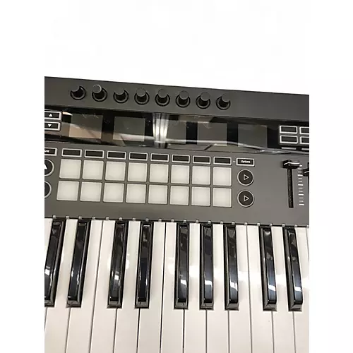Used Novation 61SL MKIII - musicians--Friend