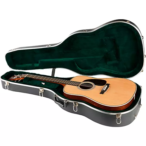 Martin Custom Shop Special D28 Dreadnought Bearclaw Sitka-Wild Grain East Indian Rosewood Acoustic Guitar Natural - musicians--Friend