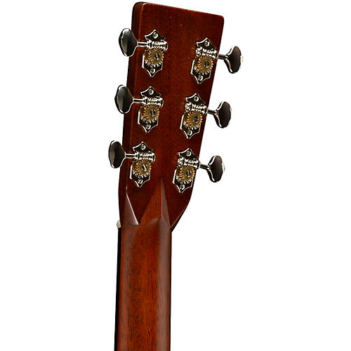 Martin 000-28 Standard Auditorium Acoustic Guitar Natural - musicians--Friend