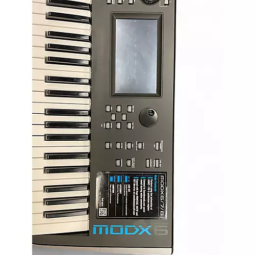 Used Yamaha MODX6 Synthesizer - musicians--Friend