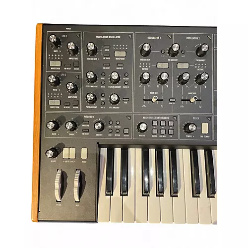 Used Moog MUSE Synthesizer - musicians--Friend