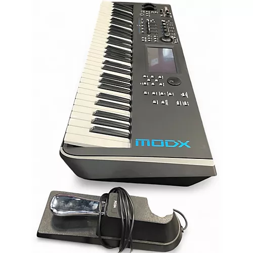 Used Yamaha MODX6 Synthesizer - musicians--Friend