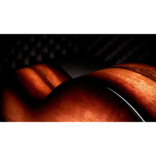 Taylor Custom Sinker Redwood-Black Limba Grand Auditorium Acoustic-Electric Guitar Natural - musicians--Friend