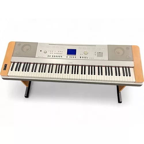 Used Yamaha DGX640 88 Key Digital Piano - musicians--Friend