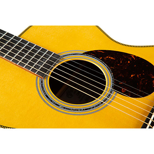 Martin Special Edition OMJM John Mayer Signature Orchestra Model Acoustic-Electric Guitar Natural - musicians--Friend