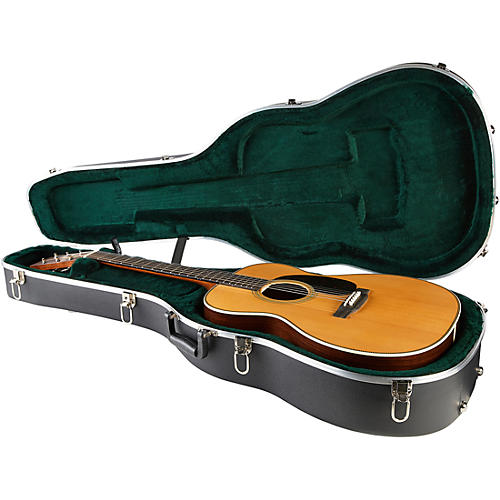 Martin 000-28 Standard Auditorium Acoustic Guitar Natural - musicians--Friend
