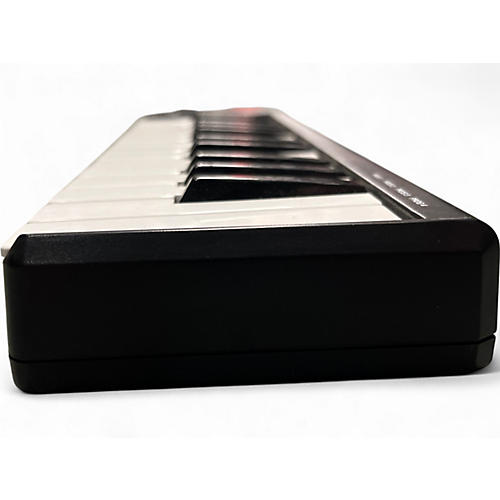 Used Akai Professional LPK25 MIDI Controller - musicians--Friend