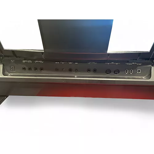 Used Yamaha PSRSX900 - musicians--Friend