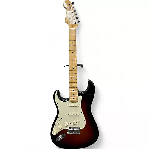 Used 2012 Fender American Deluxe Stratocaster 2 Color Sunburst Solid Body Electric Guitar 2 Color Sunburst - musicians--Friend