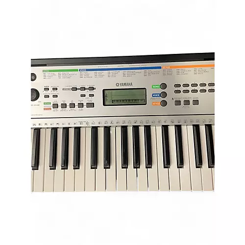 Used Yamaha ypt 255 Portable Keyboard - musicians--Friend