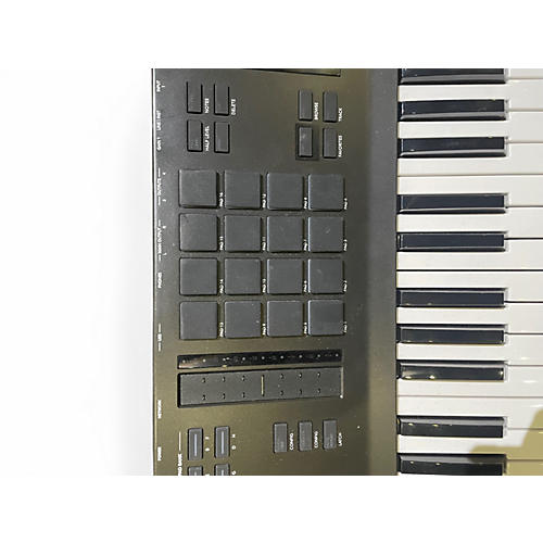Used Akai Professional MPC Key 61 Keyboard Workstation - musicians--Friend