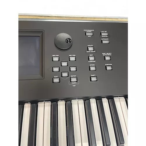Used Yamaha MODX7 Synthesizer - musicians--Friend