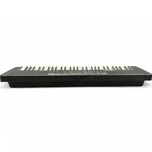 Used Alesis melody 61 - musicians--Friend