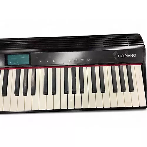 Used Roland GO-61P Portable Keyboard - musicians--Friend