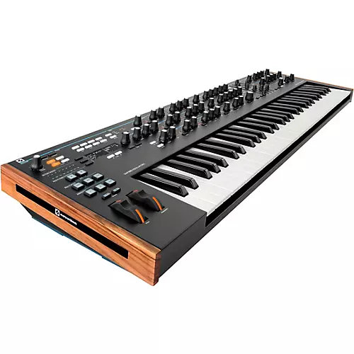 Novation Summit 16-Voice Polyphonic Synthesizer - musicians--Friend