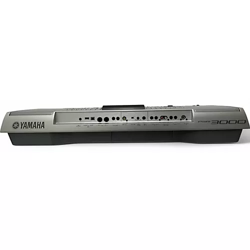 Used Yamaha PSR3000 61 Key Arranger Keyboard - musicians--Friend