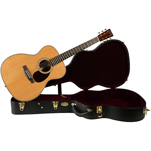 Martin OM-28E Modern Deluxe Orchestra Acoustic-Electric Guitar Natural - musicians--Friend