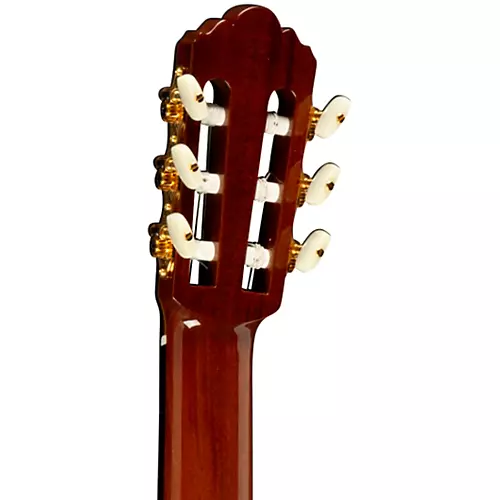 Yamaha GC42 Handcrafted Classical Guitar Spruce - musicians--Friend
