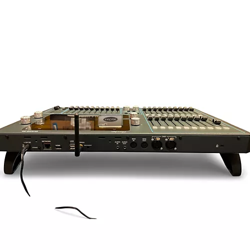Used Chamsys QUICKQ 20 Lighting Controller - musicians--Friend