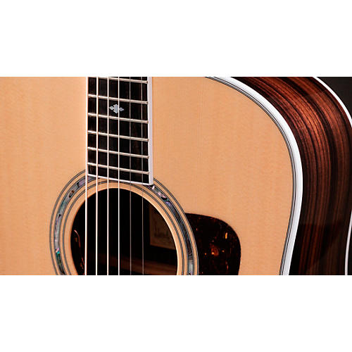 Taylor 810e Legacy Dreadnought Acoustic-Electric Guitar Natural - musicians--Friend