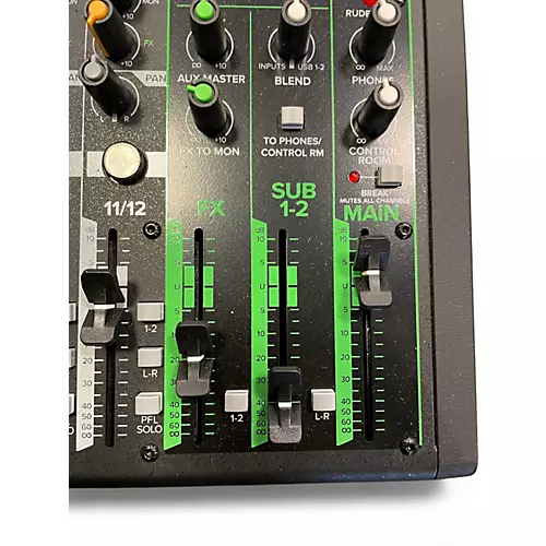 Used Mackie FX12V3 Unpowered Mixer - musicians--Friend