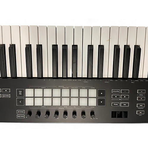 Used Novation LAUNCHKEY 37 MIDI Controller - musicians--Friend