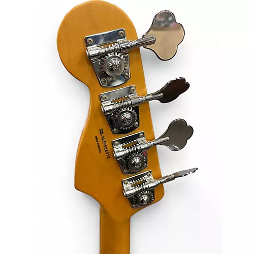 Used 2009 Fender JAZZ BASS 3 Tone Sunburst Electric Bass Guitar 3 Tone Sunburst - musicians--Friend