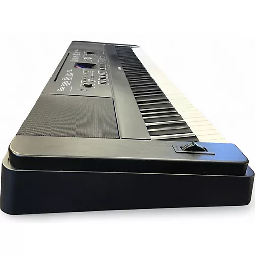 Used Yamaha DGX660 Portable Keyboard - musicians--Friend