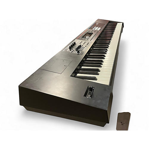 Used Roland Juno DS88 Keyboard Workstation - musicians--Friend