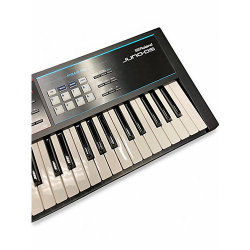 Used Roland Juno DS Synthesizer - musicians--Friend