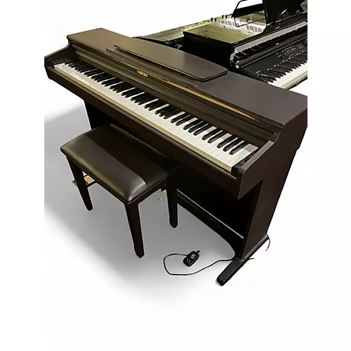 Used Dynatone SLP-210 Digital Piano - musicians--Friend
