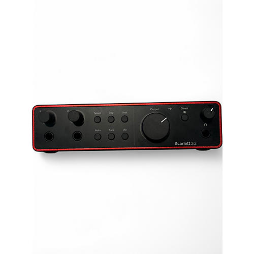 Used Focusrite Scarlett 2i2 GEN 4 Audio Interface - musicians--Friend
