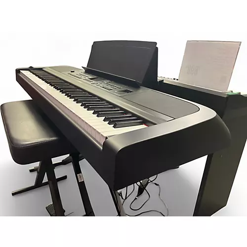 Used Yamaha DGX-670 Digital Piano - musicians--Friend