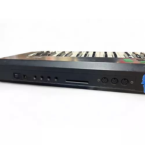 Used Kawai K1 Portable Keyboard - musicians--Friend