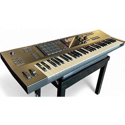 Used Akai Professional MPC Key 61 Keyboard Workstation - musicians--Friend