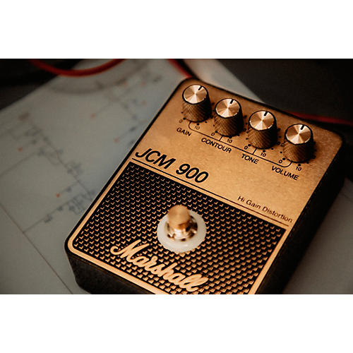 Marshall JCM900 Distortion and Gain Effects Pedal Black and Gold - musicians--Friend