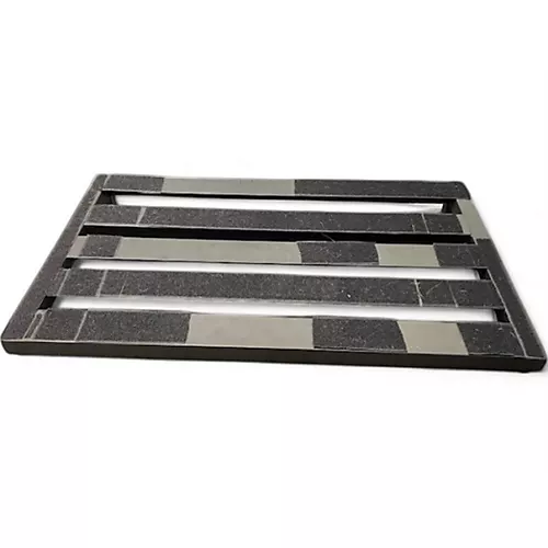 Used Pedaltrain novo 24 - musicians--Friend