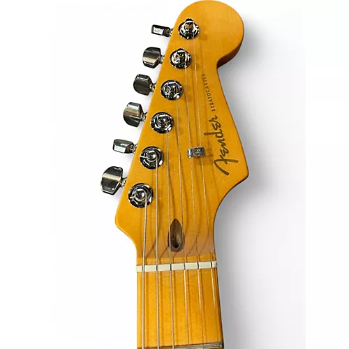 Used Fender American Ultra II Stratocaster HSS Maple Candy Apple Red Metallic Solid Body Electric Guitar Candy Apple Red Metallic - musicians--Friend