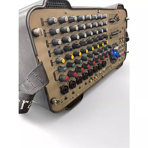 Used 2010 Soundcraft Gigrac 1000 Powered Mixer - musicians--Friend